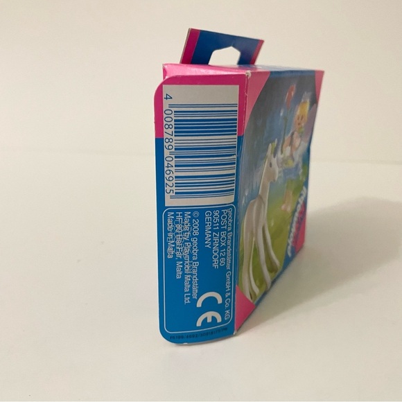 Playmobil Special 4692 Fairy Tale Little Fairy with Unicorn - Picture 4 of 16